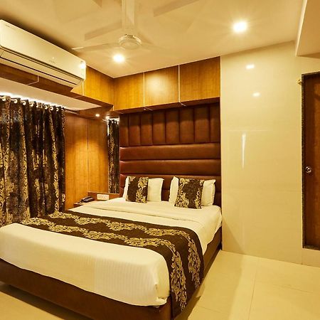 Hotel Alibaba Mumbai Bagian luar foto