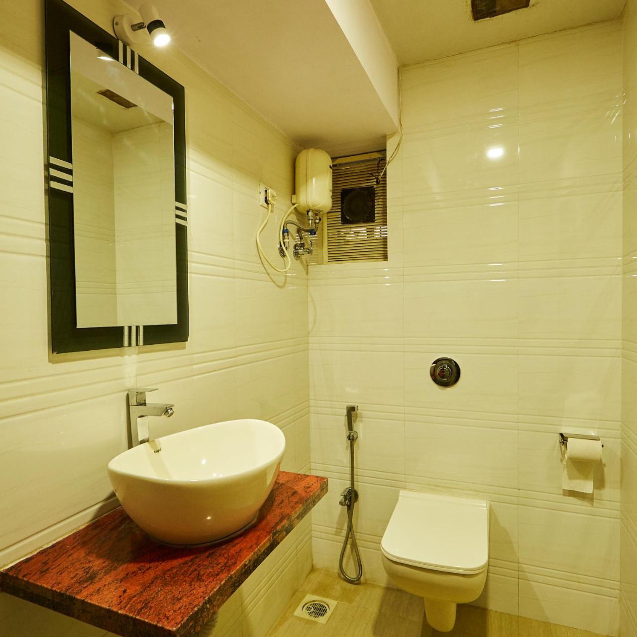 Hotel Alibaba Mumbai Bagian luar foto