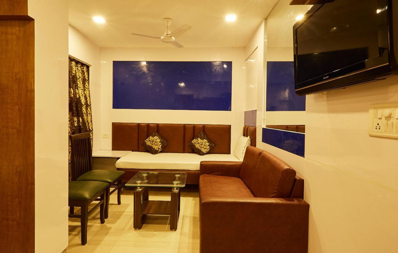 Hotel Alibaba Mumbai Bagian luar foto